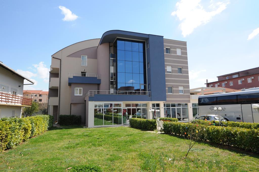Hotel Rosabel Međugorje Kültér fotó
